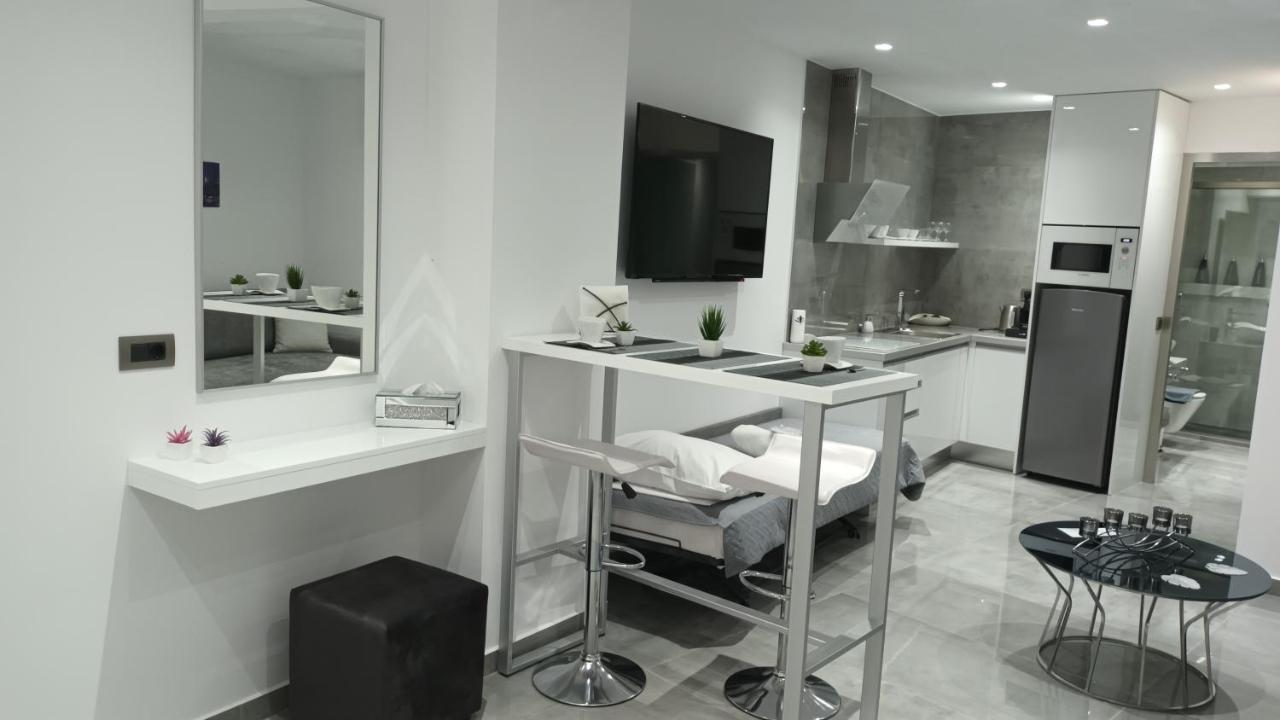 Km Luxury Apart Downtown Heraklion  Exterior photo