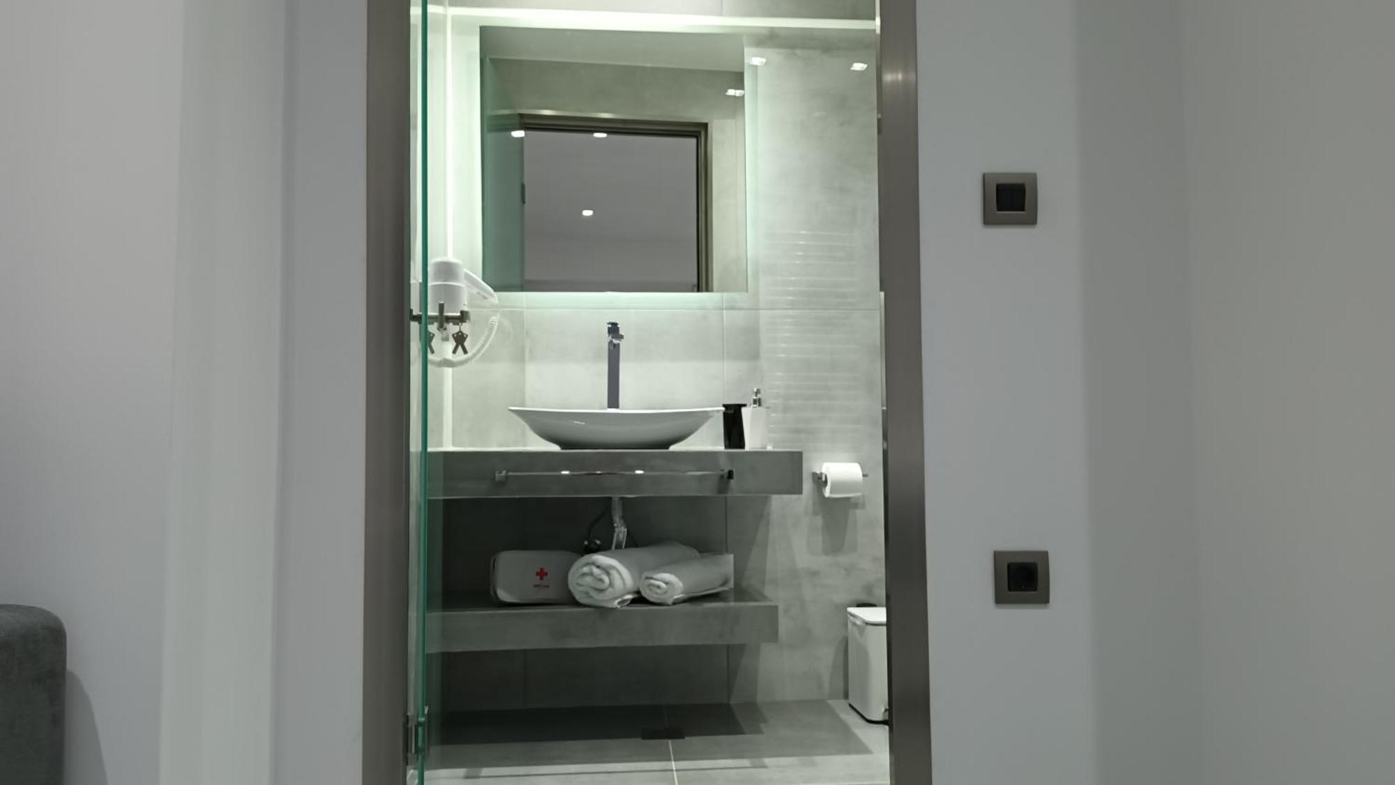 Km Luxury Apart Downtown Heraklion  Exterior photo
